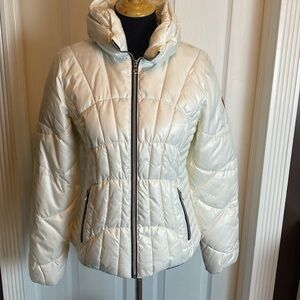 Guess White Puffer Coat Black Zippers NWOT